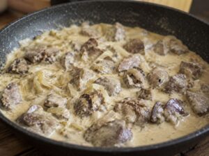куряча печінка в сметані рецепт